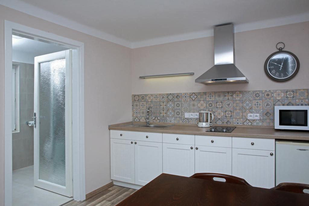Apartments Michovka Koberovy Екстер'єр фото